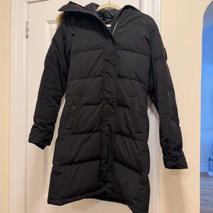 Canada Goose Women's Black Puffer Jacket